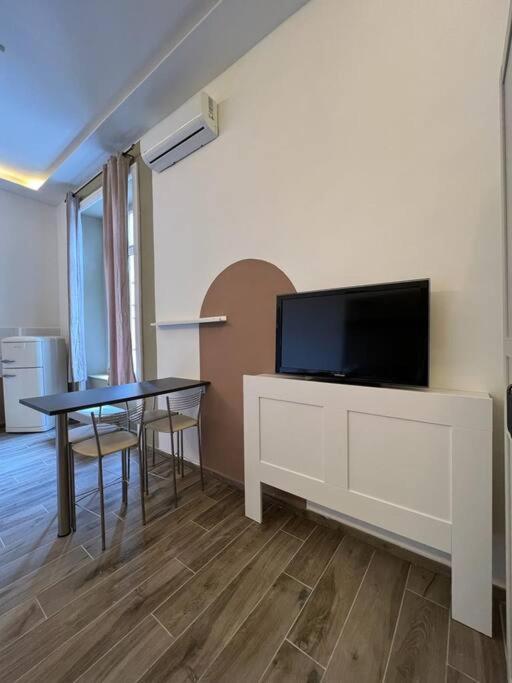 Apartment Centralissimo E Silenzioso Naples